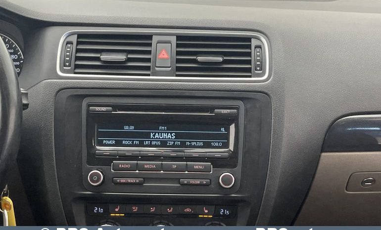 Volkswagen Jetta 1.4 TSI 2013 full