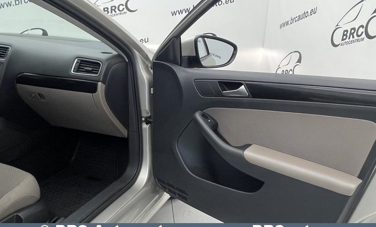 Volkswagen Jetta 1.4 TSI 2013 full