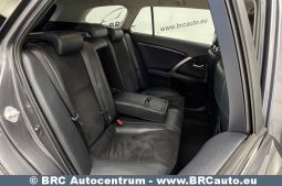 Toyota Avensis Combi 2.2 D-4D Executive Automatas 2015 full