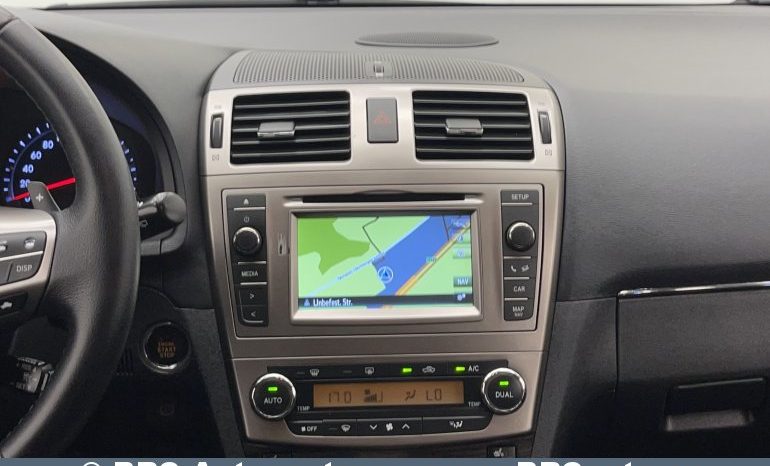 Toyota Avensis Combi 2.2 D-4D Executive Automatas 2015 full