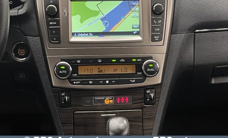 Toyota Avensis Combi 2.2 D-4D Executive Automatas 2015 full
