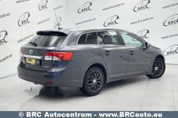 Toyota Avensis Combi 2.2 D-4D Executive Automatas 2015 full