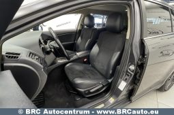 Toyota Avensis Combi 2.2 D-4D Executive Automatas 2015 full