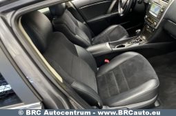Toyota Avensis Combi 2.2 D-4D Executive Automatas 2015 full
