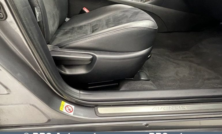 Toyota Avensis Combi 2.2 D-4D Executive Automatas 2015 full