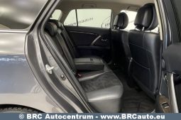 Toyota Avensis Combi 2.2 D-4D Executive Automatas 2015 full