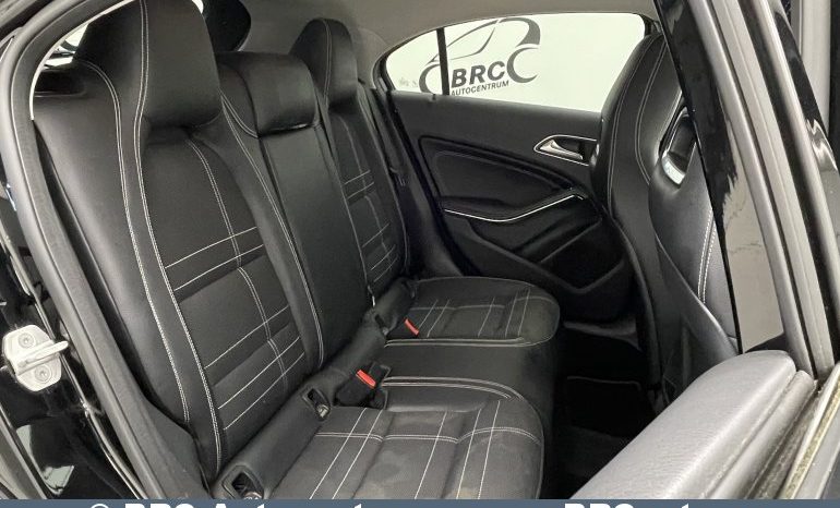 Mercedes-Benz A 180 d Automatas 2017 full