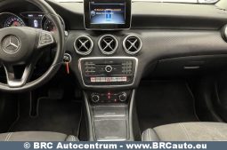 Mercedes-Benz A 180 d Automatas 2017 full