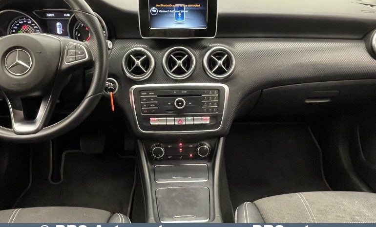 Mercedes-Benz A 180 d Automatas 2017 full