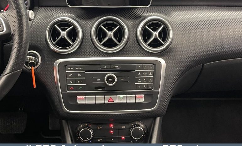 Mercedes-Benz A 180 d Automatas 2017 full