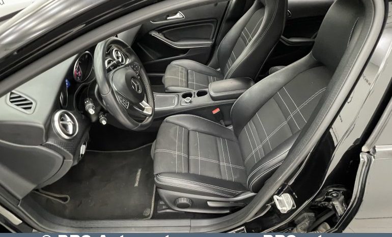 Mercedes-Benz A 180 d Automatas 2017 full