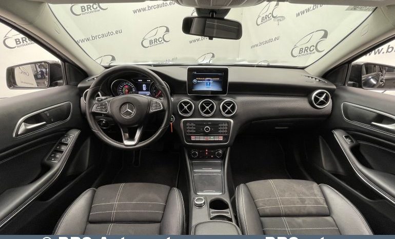 Mercedes-Benz A 180 d Automatas 2017 full
