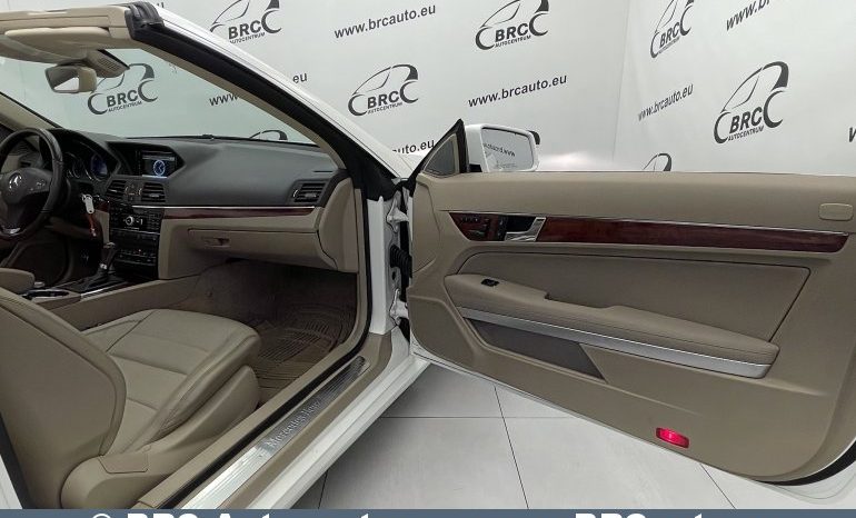 Mercedes-Benz E 550 Convertible V8 Automatas 2011 full