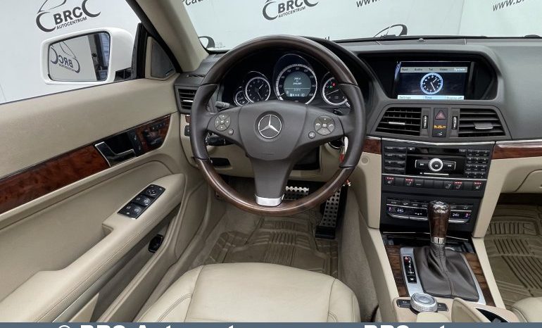 Mercedes-Benz E 550 Convertible V8 Automatas 2011 full
