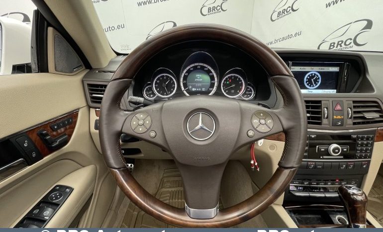 Mercedes-Benz E 550 Convertible V8 Automatas 2011 full