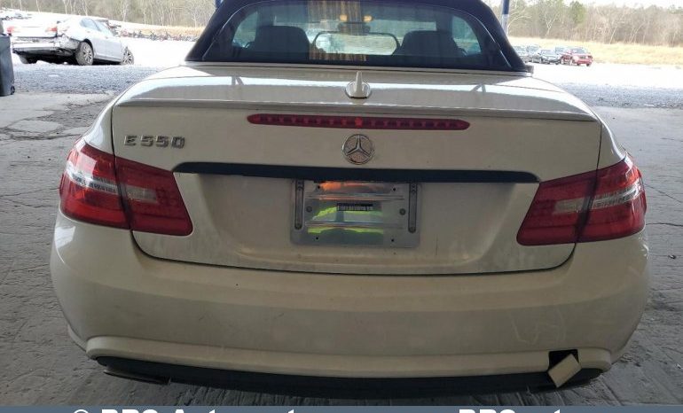 Mercedes-Benz E 550 Convertible V8 Automatas 2011 full