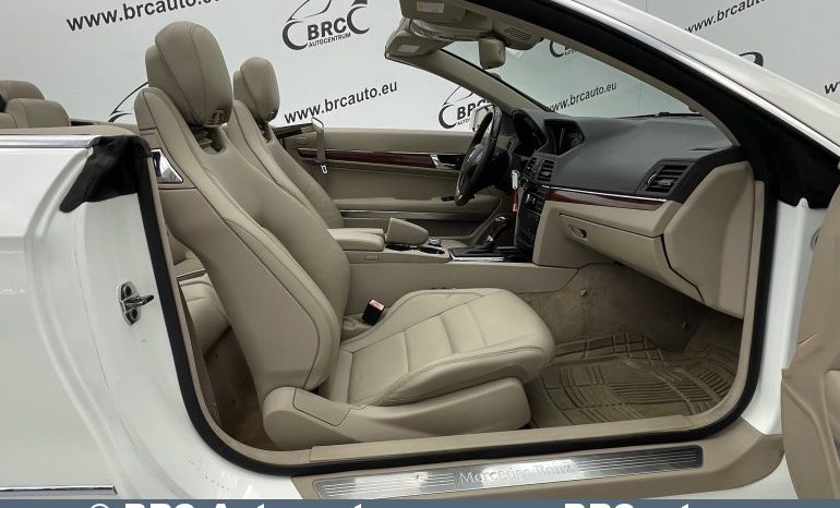 Mercedes-Benz E 550 Convertible V8 Automatas 2011 full