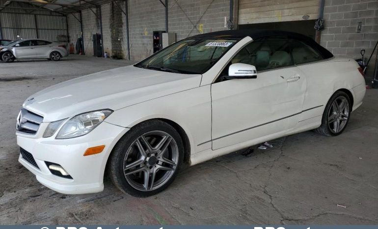 Mercedes-Benz E 550 Convertible V8 Automatas 2011 full