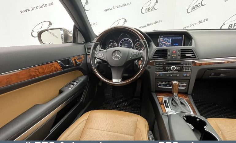 Mercedes-Benz E 550 Coupe V8 Automatas 2010 full
