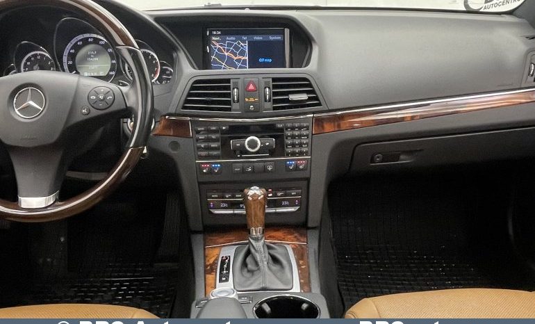 Mercedes-Benz E 550 Coupe V8 Automatas 2010 full