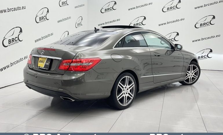 Mercedes-Benz E 550 Coupe V8 Automatas 2010 full
