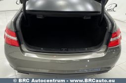Mercedes-Benz E 550 Coupe V8 Automatas 2010 full