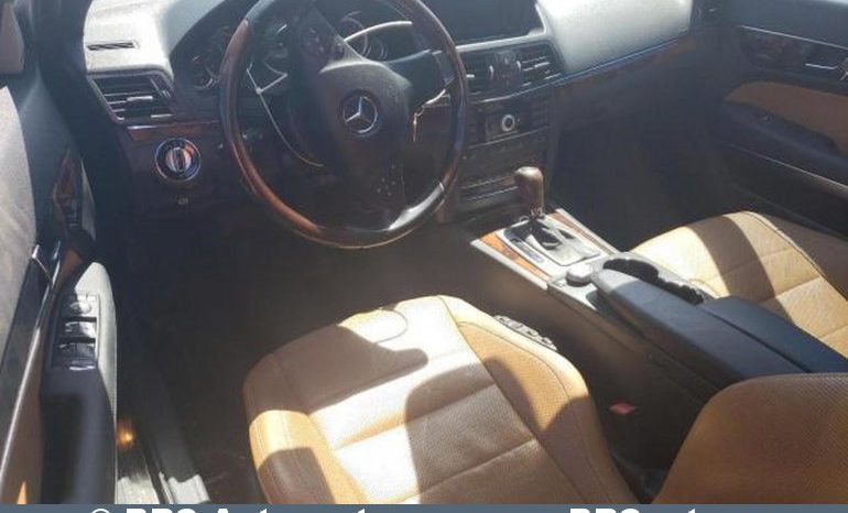Mercedes-Benz E 550 Coupe V8 Automatas 2010 full