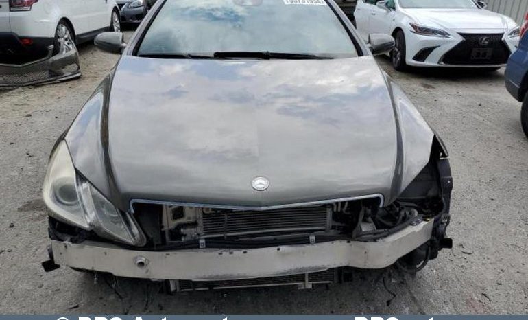 Mercedes-Benz E 550 Coupe V8 Automatas 2010 full