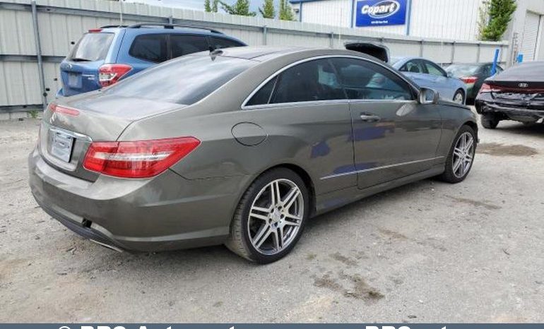 Mercedes-Benz E 550 Coupe V8 Automatas 2010 full