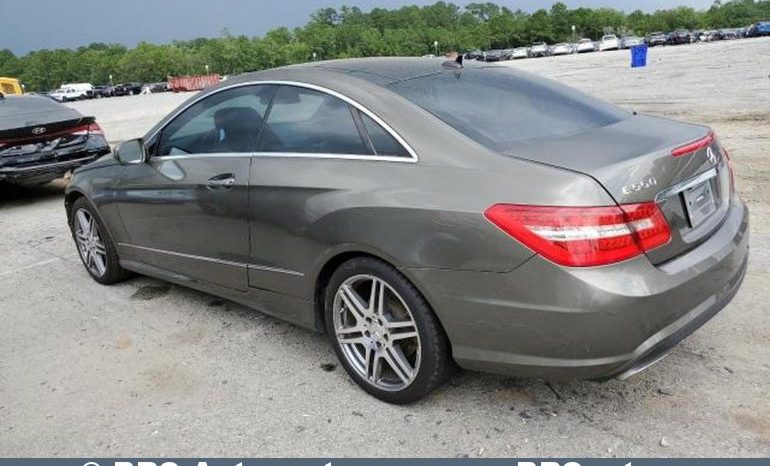 Mercedes-Benz E 550 Coupe V8 Automatas 2010 full