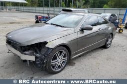 Mercedes-Benz E 550 Coupe V8 Automatas 2010 full