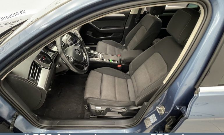 Volkswagen Passat 1.8TSI DSG Variant 2017 full