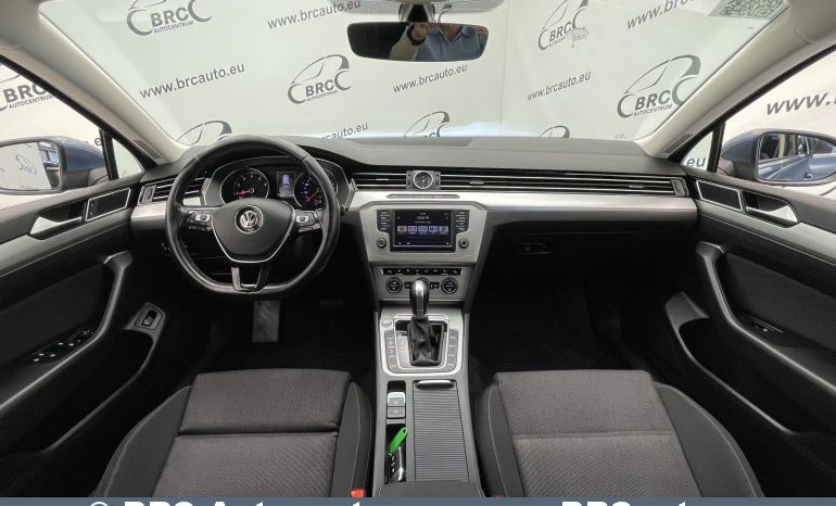 Volkswagen Passat 1.8TSI DSG Variant 2017 full