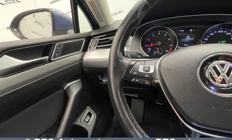 Volkswagen Passat 1.8TSI DSG Variant 2017 full
