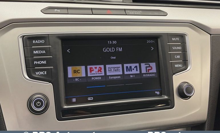 Volkswagen Passat 1.8TSI DSG Variant 2017 full