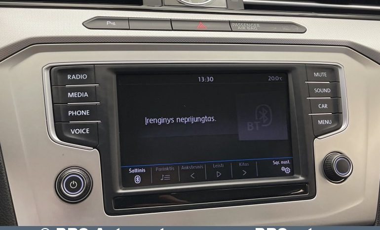 Volkswagen Passat 1.8TSI DSG Variant 2017 full