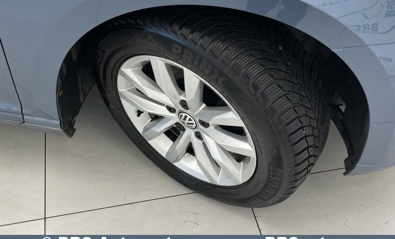 Volkswagen Passat 1.8TSI DSG Variant 2017 full
