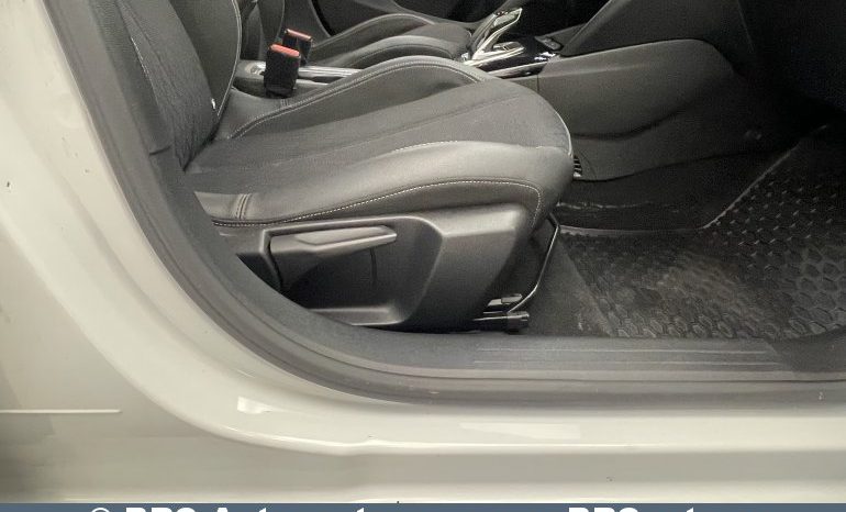 Opel Corsa e Innovation Plus 50kWh Automatas 2021 full