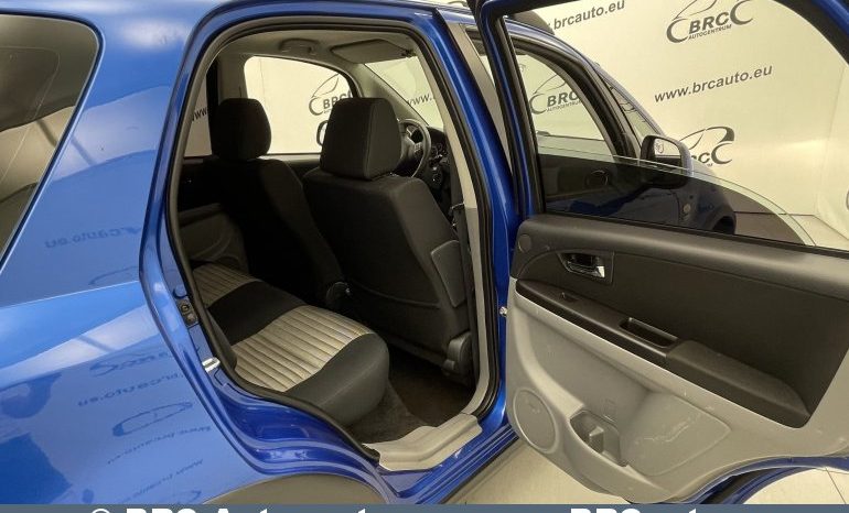 Suzuki SX4 4X4 CombiBack 2.0DDiS 2012 full