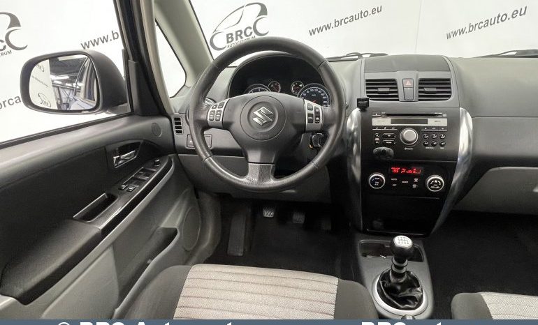 Suzuki SX4 4X4 CombiBack 2.0DDiS 2012 full