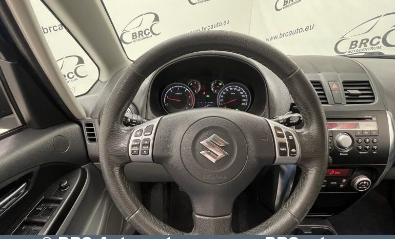 Suzuki SX4 4X4 CombiBack 2.0DDiS 2012 full