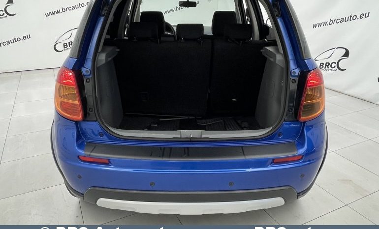 Suzuki SX4 4X4 CombiBack 2.0DDiS 2012 full