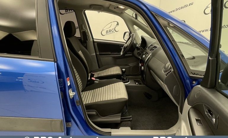 Suzuki SX4 4X4 CombiBack 2.0DDiS 2012 full