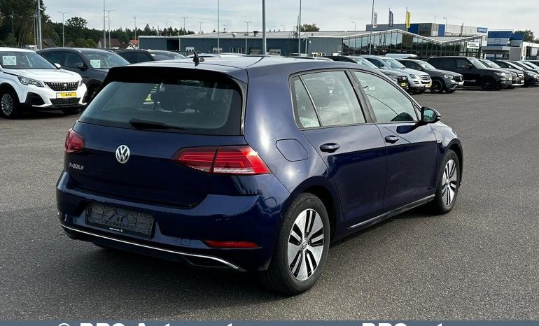 Volkswagen Golf E 2019 full