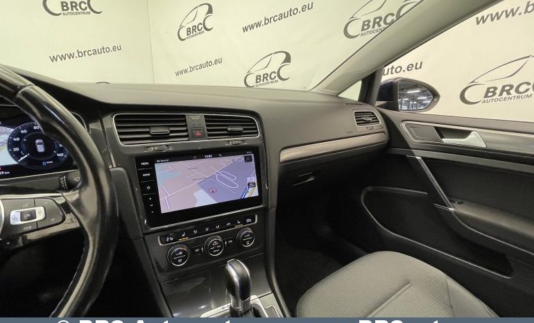 Volkswagen Golf E 2019 full