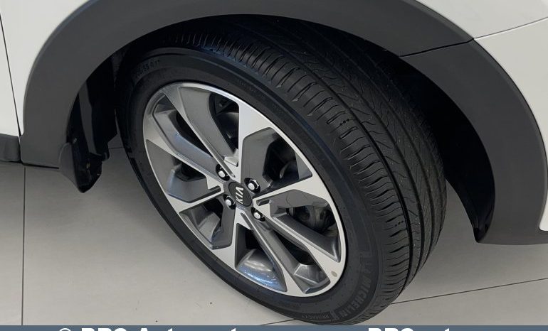 Kia Stonic 1.0 T-GDI 100hv LX DCT Automatas 2024 full