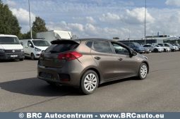 Kia Ceed 1.6 CRDi LX Automatas 2018 full