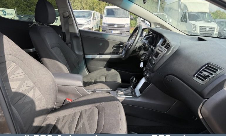 Kia Ceed 1.6 CRDi LX Automatas 2018 full