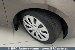 Kia Ceed 1.6 CRDi LX Automatas 2018 full