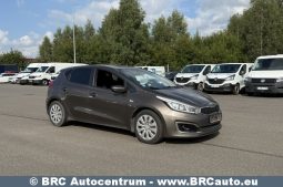 Kia Ceed 1.6 CRDi LX Automatas 2018 full